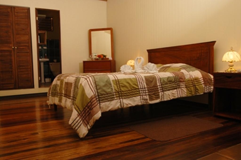 Hotel Las Brumas Cartago Quarto foto