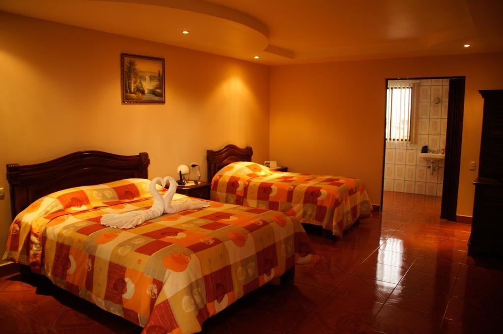 Hotel Las Brumas Cartago Quarto foto