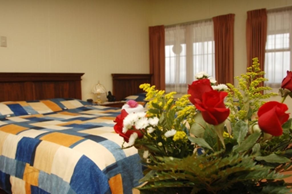 Hotel Las Brumas Cartago Quarto foto